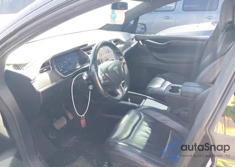 2016 Tesla Model X 60D/70D/75D/90D/P100D from USA, damaged, VIN 5YJXCBE27GF016719